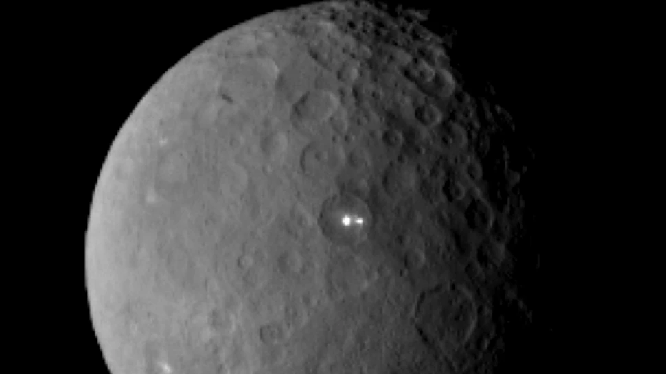 Planeta pitică Ceres ascunde un secret impresionant. Ce s-a descoperit pe suprafaţa acesteia – VIDEO