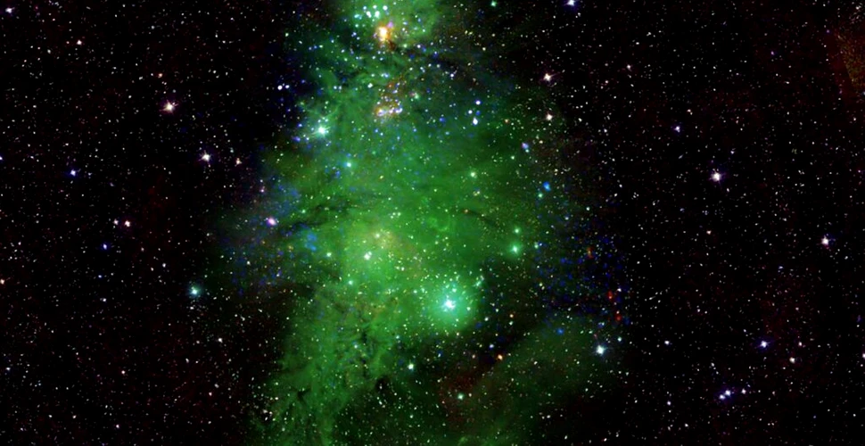 „Un brad de Crăciun cosmic”, dezvăluit de Observatorul Chandra cu raze X de la NASA