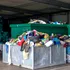 Primul proiect din lume care transformă deșeurile din poliester în haine