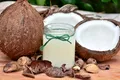Studiile științifice susțin potențialul uleiului de cocos ca agent anticancerigen