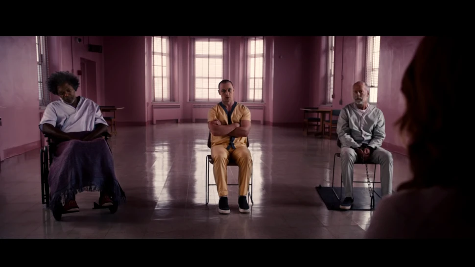 Thrillerul „Glass”, cu Bruce Willis, în continuare pe primul loc în box office-ul nord-american de weekend
