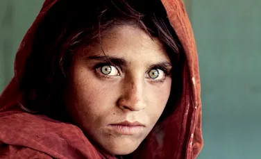 ”Fata afagană” care a apărut pe coperta revistei National Geographic a fost arestată