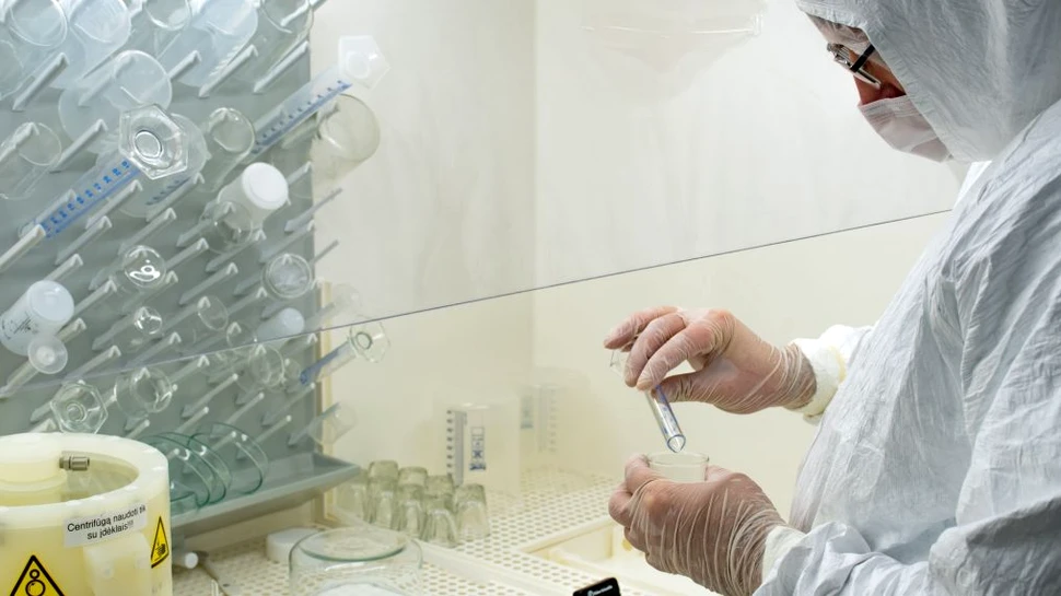 Delta Plus, o nouă mutaţie supravegheată îndeaproape