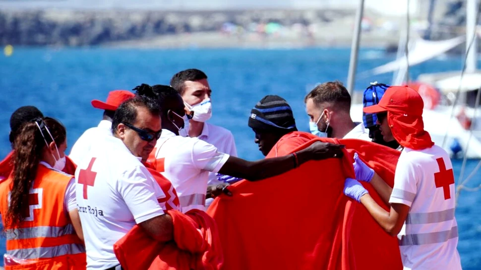 Spania a legalizat peste 1,2 milioane de migranți fără acte