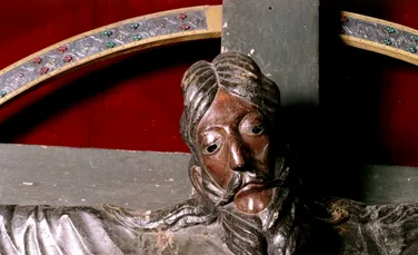 Crucifixul din Lucca, cea mai veche statuie din lemn din Europa