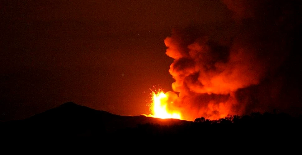 Etna a erupt din nou. Mai mulţi răniţi, printre care jurnalişti BBC