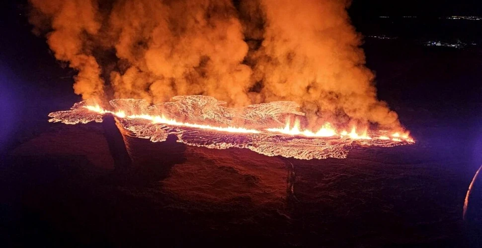 Erupție spectaculoasă în Islanda! „Nicio viață de om nu este în pericol”
