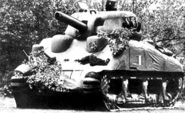 Armata Fantomă şi tancurile gonflabile: cum l-au păcălit americanii pe Hitler (VIDEO)