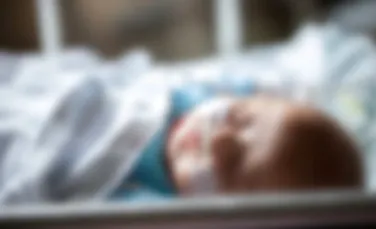 Copilul intrat în comă după anestezia la dentist este în moarte cerebrală