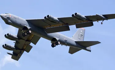 Statele Unite vor să reintegreze capabilităţile nucleare pe bombardierele B-52