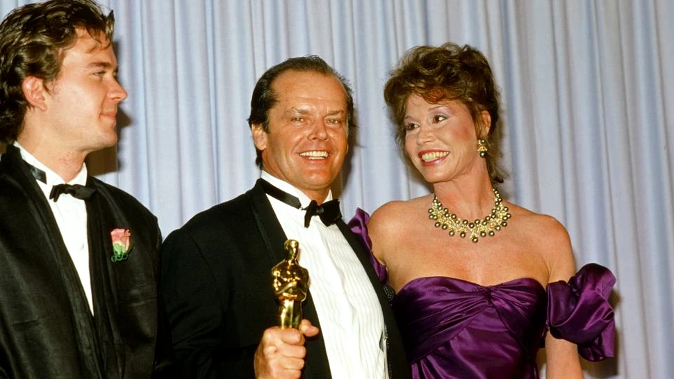Conform unor noi imagini, celebrul actor american Jack Nicholson este de nerecunoscut – FOTO
