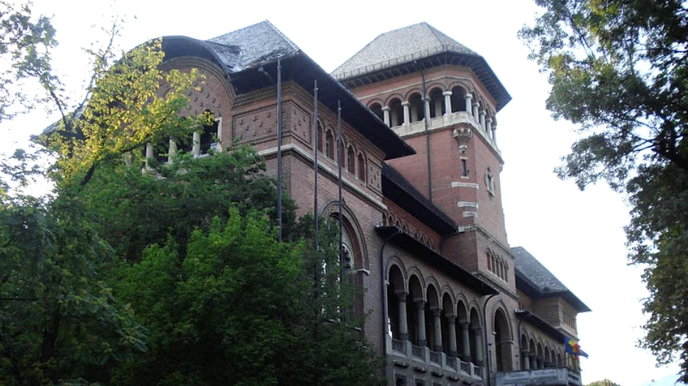 Expoziţie de fotografie „Prut. Imagine şi teritoriu”, de Matei Bejenaru, la Muzeul Ţăranului