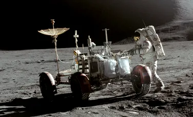 Un mister vechi de 40 de ani a fost rezolvat. Atunci când primul om a păşit pe Lună a produs modificări importante la suprafaţa satelitului natural
