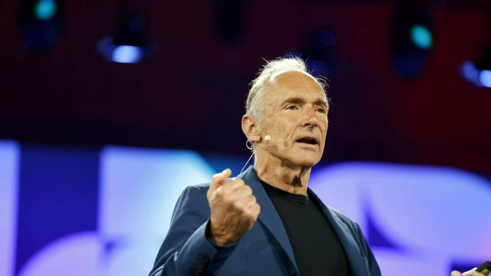 Tim Berners Lee, inventatorul World Wide Web. „Aduci o contribuție lumii prin ceea ce cauți pe Internet”