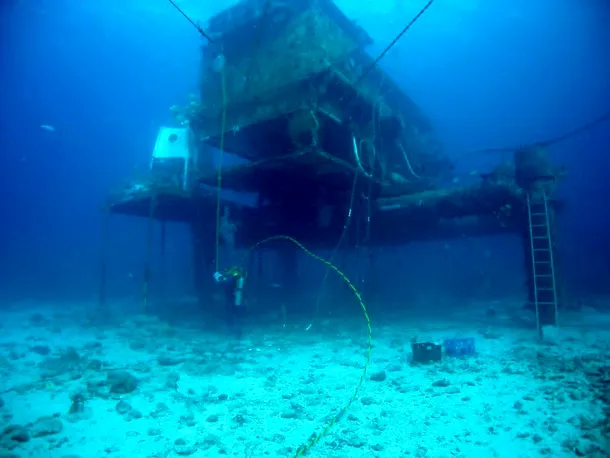 Aquarius, laboratorul subacvatic în care se desfăşoară programul NEEMO.