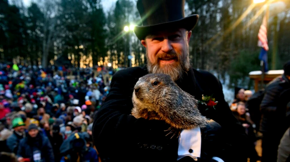 Cât va mai dura iarna? Iată ce a prezis cârtița Phil