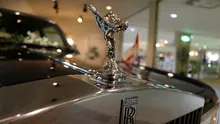 Motivul pentru care Rolls-Royce a decis să ofere angajaților 2.000 de lire sterline
