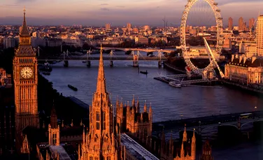Locuri pe care trebuie să le vizitezi atunci când călătoreşti în Londra, dar şi pe ce să nu îţi cheltuieşti banii