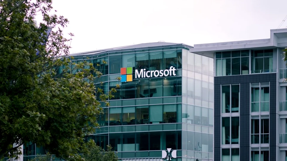 Topul celor mai doriţi angajatori. Microsoft a revenit pe primul loc