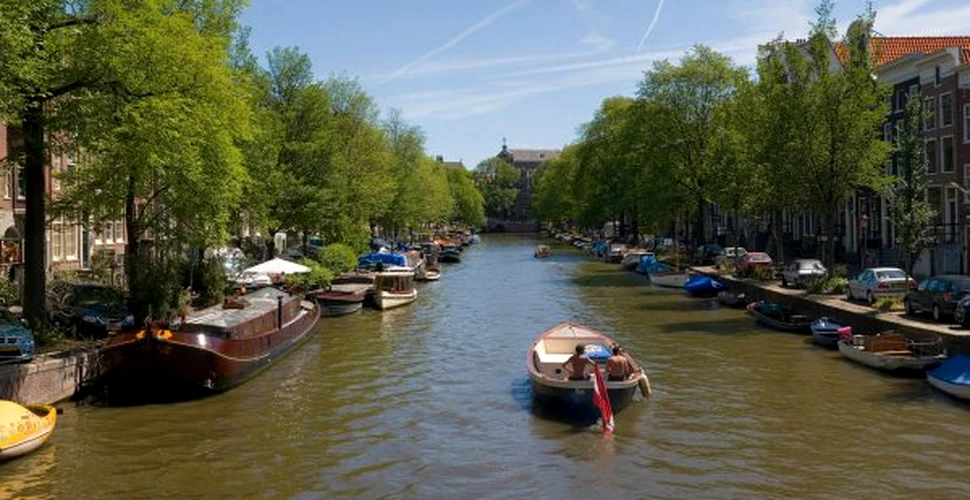 Amsterdam este Capitala Mondiala a Cartii