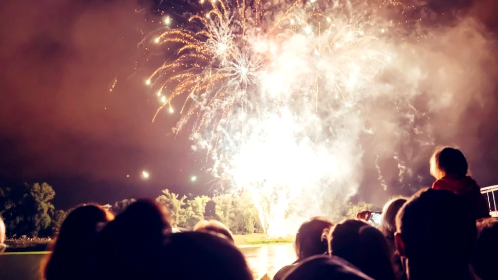 Artificiile de la o nuntă au dus un om la urgenţe cu ambele timpane sparte – FOTO