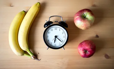 O analiză a confirmat că postul intermitent nu este mai eficient decât alte diete pentru pierderea în greutate