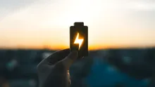 O baterie care se încarcă în doar 3 minute ar putea schimba viitorul energiei