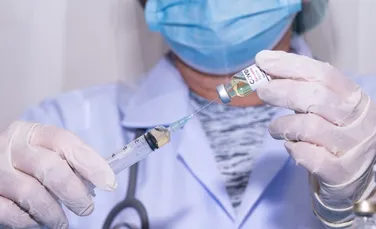 Vaccinarea împotriva Covid se va face doar la medicii de familie, după închiderea centrelor de imunizare