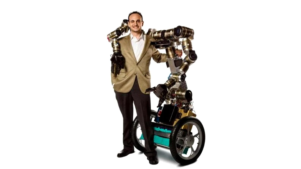 Un milion de dolari pentru „robotul MacGyver”, capabil să se descurce în orice situaţie