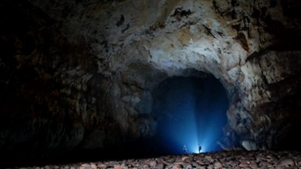 Expeditia Laos 2010: scufundari, escalade si intalniri cu serpi veninosi