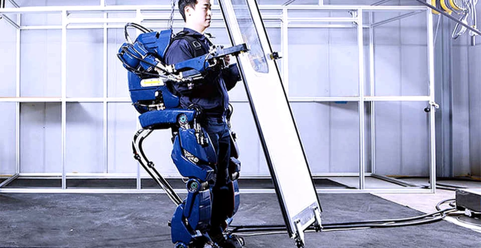 Hyundai a creat un robot-exoschelet funcţional, ce dă purtătorului forţa să ridice sute de kilograme