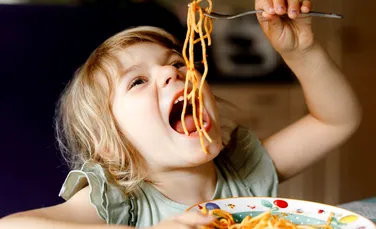 Copiii învățați să aibă compasiune au obiceiuri alimentare mai sănătoase