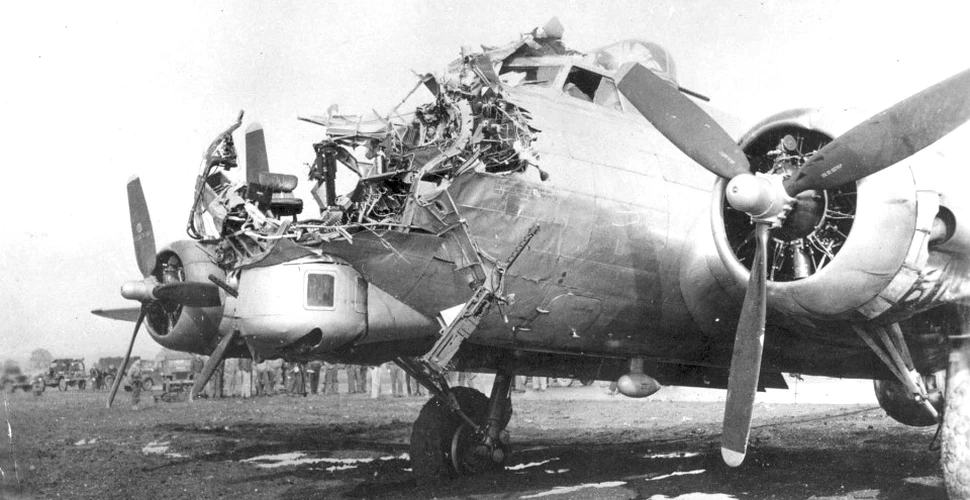 ”Bătrânul 666”, bombardierul blestemat cu care nimeni nu voia să zboare, s-a luptat cu 17 avioane de vânătoare japoneze şi a reuşit să-şi ducă misiunea la capăt