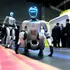 Cum sunt antrenați roboții umanoizi într-o „școală de roboți” din China?