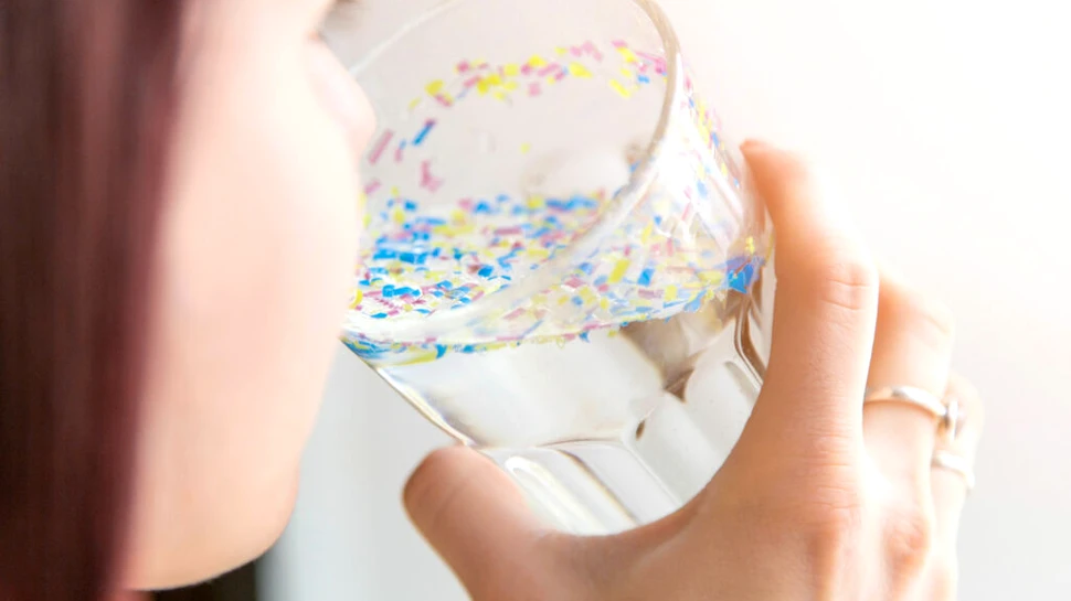 Descoperire îngrijorătoare: Microplasticele rămân în căile noastre respiratorii