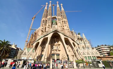 Sagrada Familia, cea mai înaltă catedrală din Europa. Când va fi finalizată complet construcţia – FOTO, VIDEO