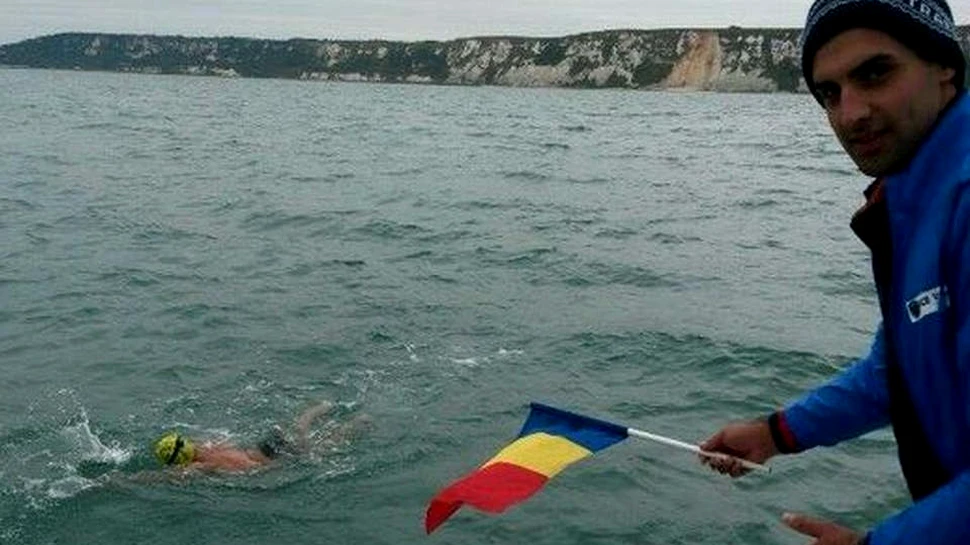 Avram Iancu traversează Canalul Mânecii fără costum de protecţie