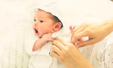 Bebelușii învață rapid sunetele limbajului, chiar și la doar câteva ore după naștere