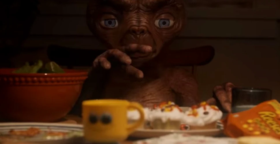 Reîntâlnire după 37 de ani a lui E.T. Extraterestrul cu actorul din filmul lui Spielberg – VIDEO
