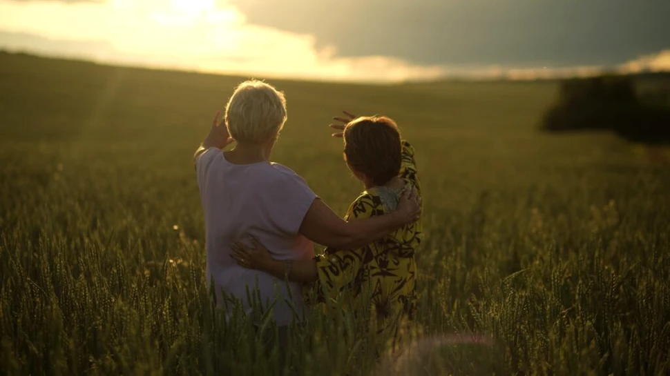 Recordul de longevitate: Suntem prima generație care ar putea atinge pragul biologic de 120 de ani?