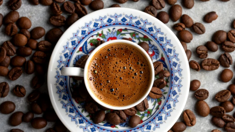 Știința din spatele ceștii: cum influențează forma vasului felul în care percepem aroma cafelei