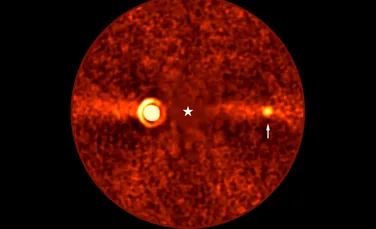 Astronomii au observat cea mai slabă exoplanetă văzută vreodată de pe Pământ, după un deceniu în care a „stat ascunsă”