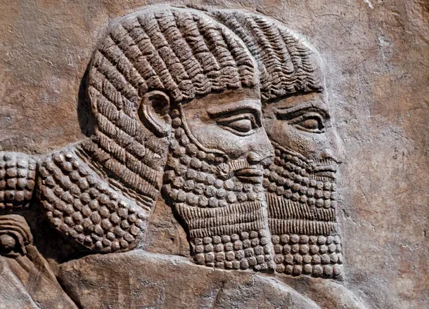 Au construit mesopotamienii o baterie cu aproape 2.000 de ani înaintea lui Volta? Misterul „bateriei din Bagdad”