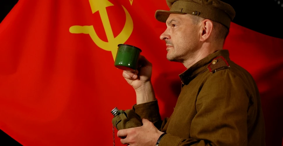 Samagonul: băutura secretă a soldaţilor sovietici în Al Doilea Război Mondial