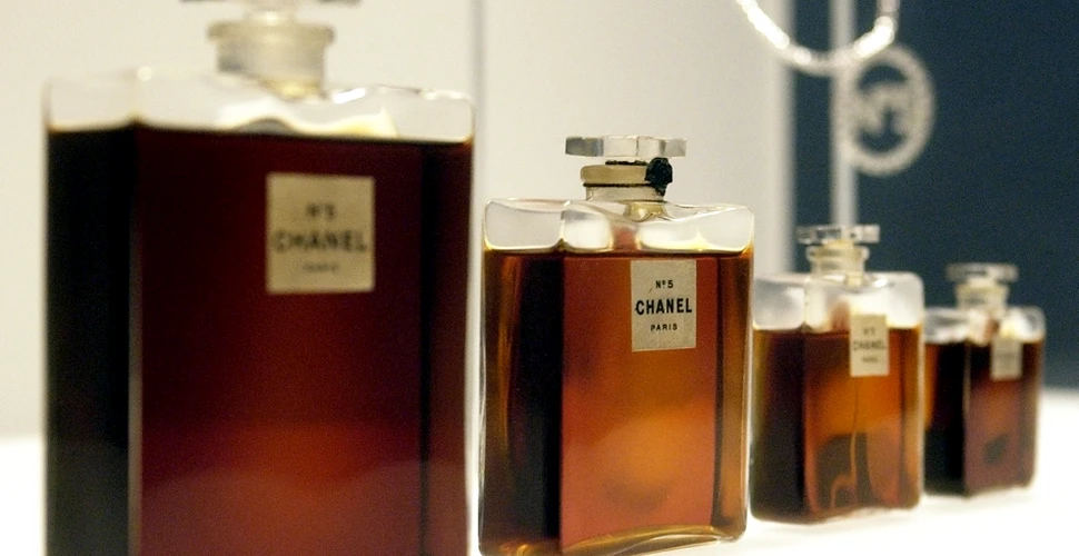 UE obligă cele mai cunoscute parfumuri din lume să-şi schimbe reţetele, pentru a proteja 15 milioane de europeni