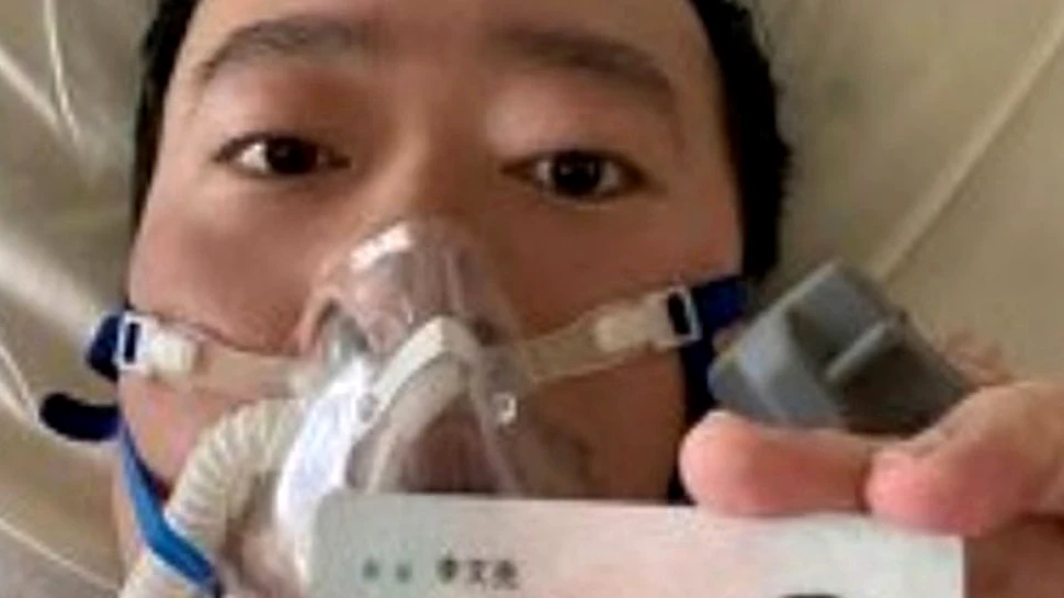 Un medic din China anchetat deoarece avertizase asupra riscurilor epidemice a murit din cauza virusului