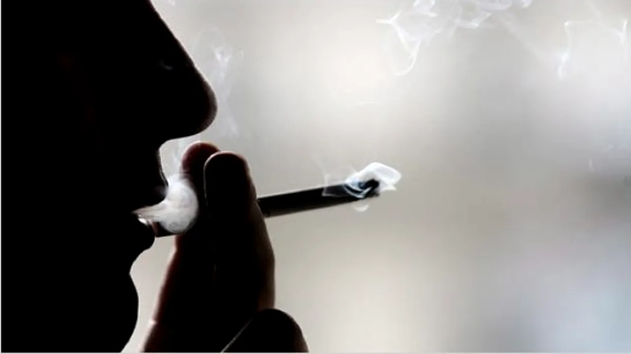 1-15smoking-span 