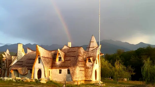 Castelul de lut Valea Zânelor