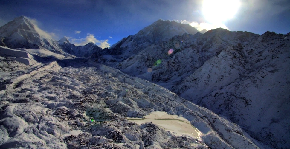 Se topesc gheţarii din Himalaya!