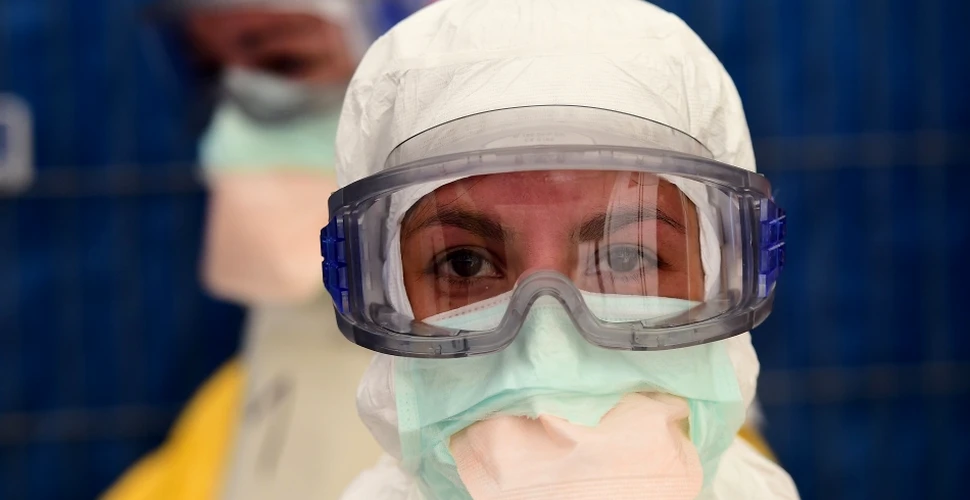 Cei care supravieţuiesc infecţiei cu Ebola nu vor mai fi niciodată ca înainte, spune un medic